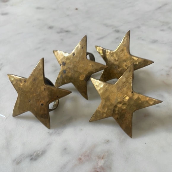 Hammered Brass Star Napkin Rings (Set of Four) - Picture 3 of 9